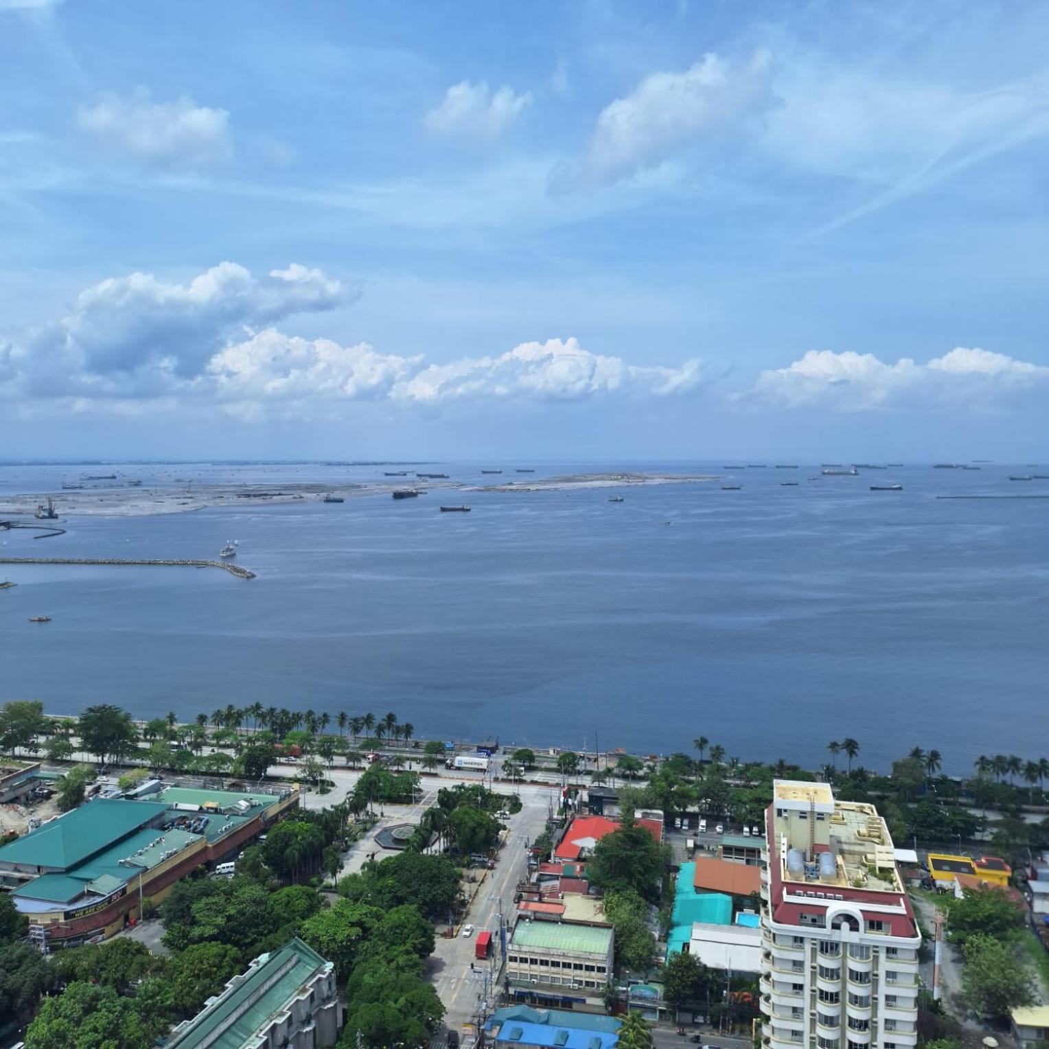 Manila Bayview Rental Exterior photo